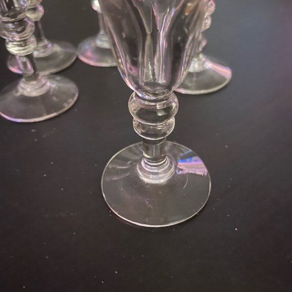 Lovely Liqueur Glasses - Picture 2 of 4